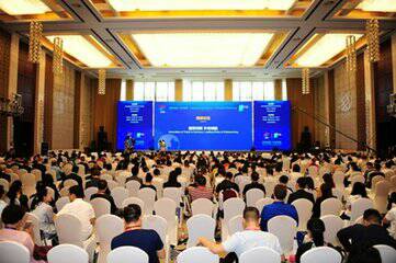2017全球服务外包大会在武汉举行